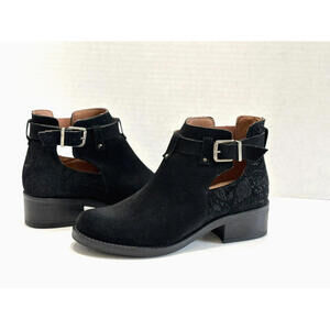 Tara M Keegan Women's Black Leather Ankle Boots Cutout Buckle Embossed Size 7/37